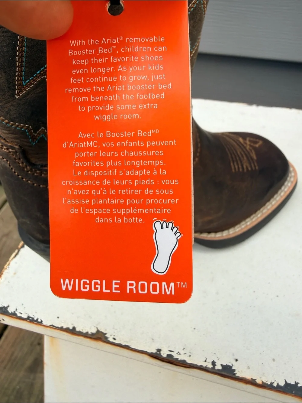 Ariat Brown Kids Western Pull-On Boots with Turquoise Stitching NWT/ no box
